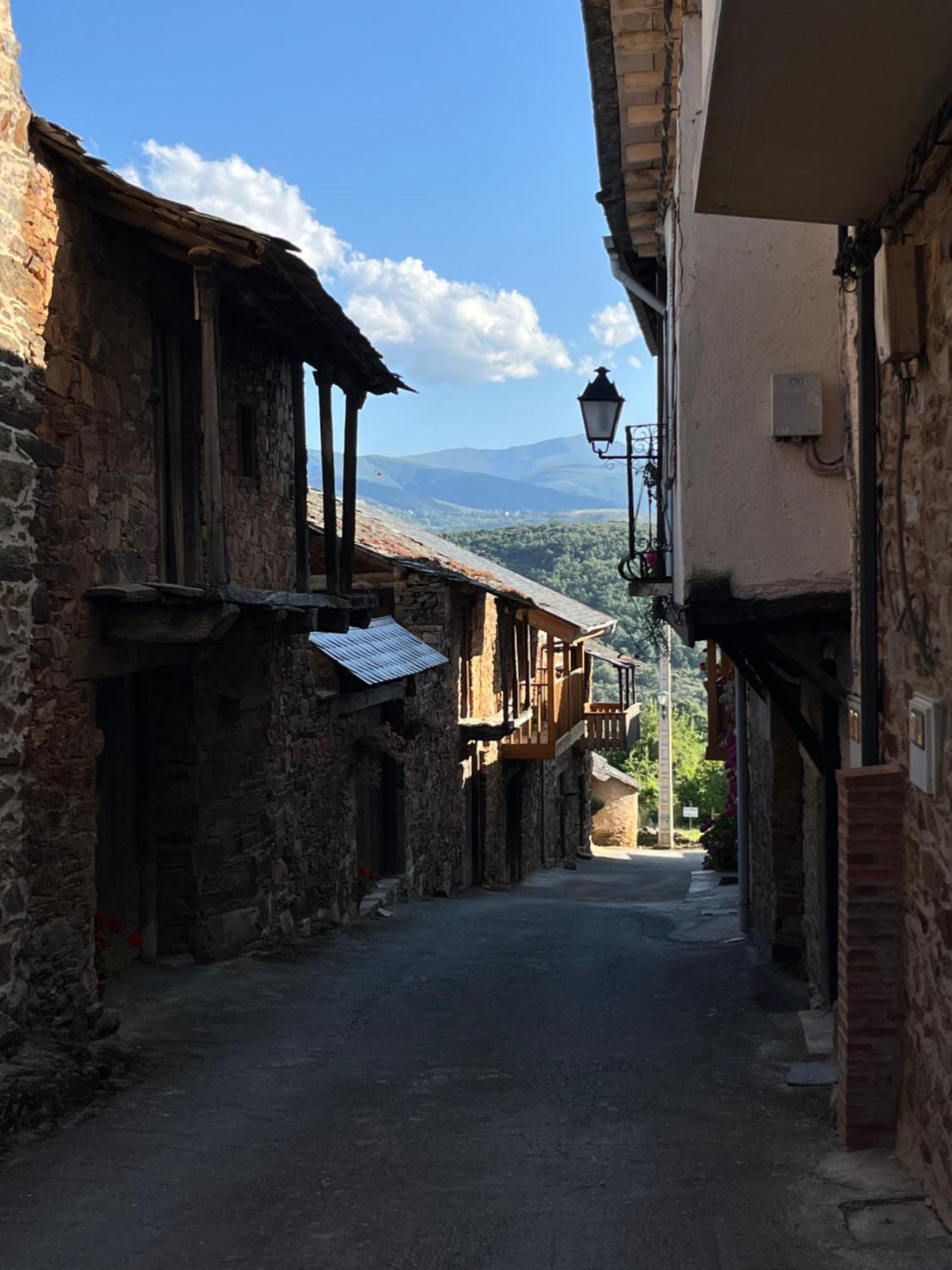 Villa La Casina De Gelo Riego de Ambros Esterno foto